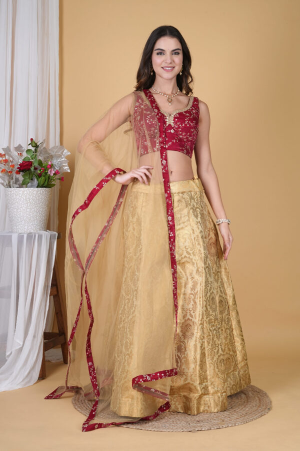 Golden Banarsi Lehnga with Embroidered Choli - Image 3