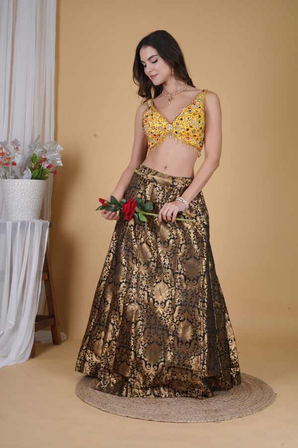Yellow Jewelry Embellishments Blouse - Image 8