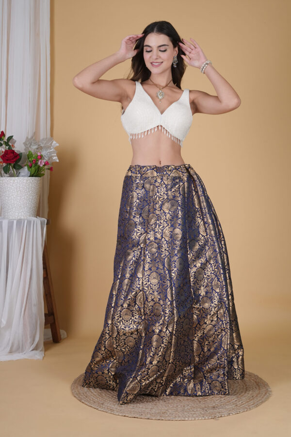 Sweetheart pearl And Tassel blouse - Image 3