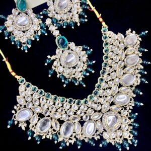 Green Necklace Set