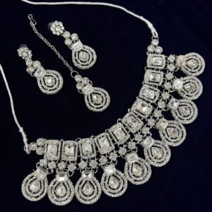 Pale American Diamond Necklace Set