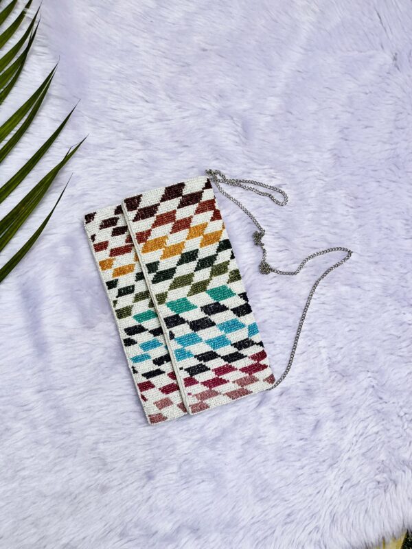 Geometrical Design Multicoloured Beaded Clutch Purse - Image 2